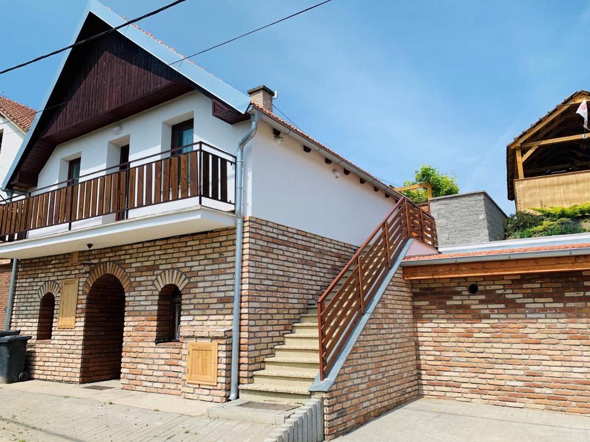 Ubytovani U Lisaka Foxe Villa Bulhary Dış mekan fotoğraf